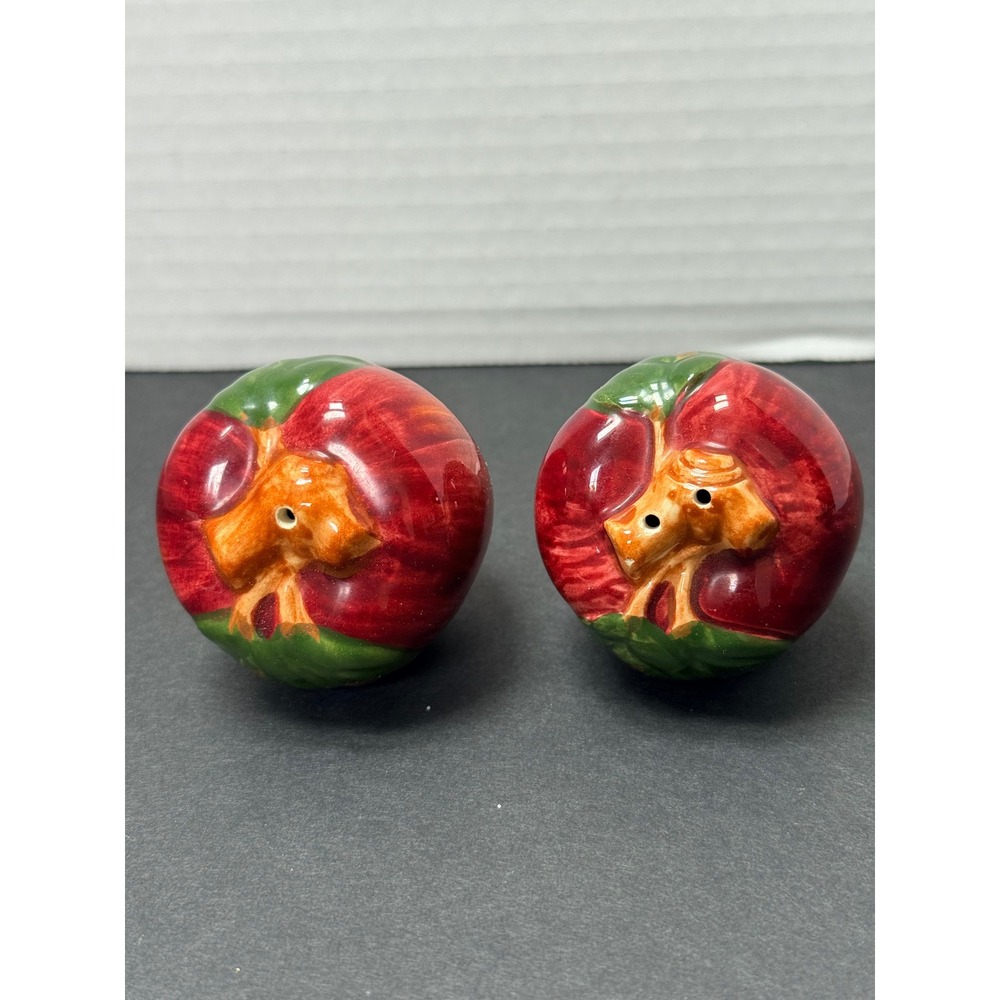 Vintage Francisican Apple Ceramic Salt and Pepper Shakers Set Hand Decorated